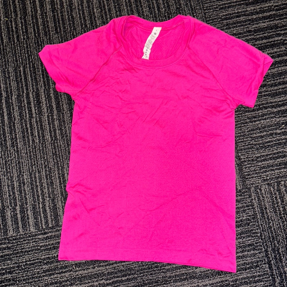 Lululemon Swiftly Tech Short Sleeve Top